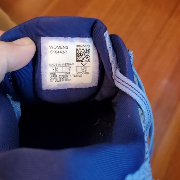 Saucony Women's size 9-W Everun shoes - Picture 3 of 4